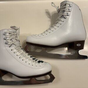 Riedell 119W Emerald Women's Figure Skates with Luna blades